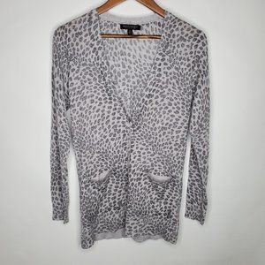 Banana Republic Womens 100% Merino Wool Animal Print Cardigan Size S Gray V Neck